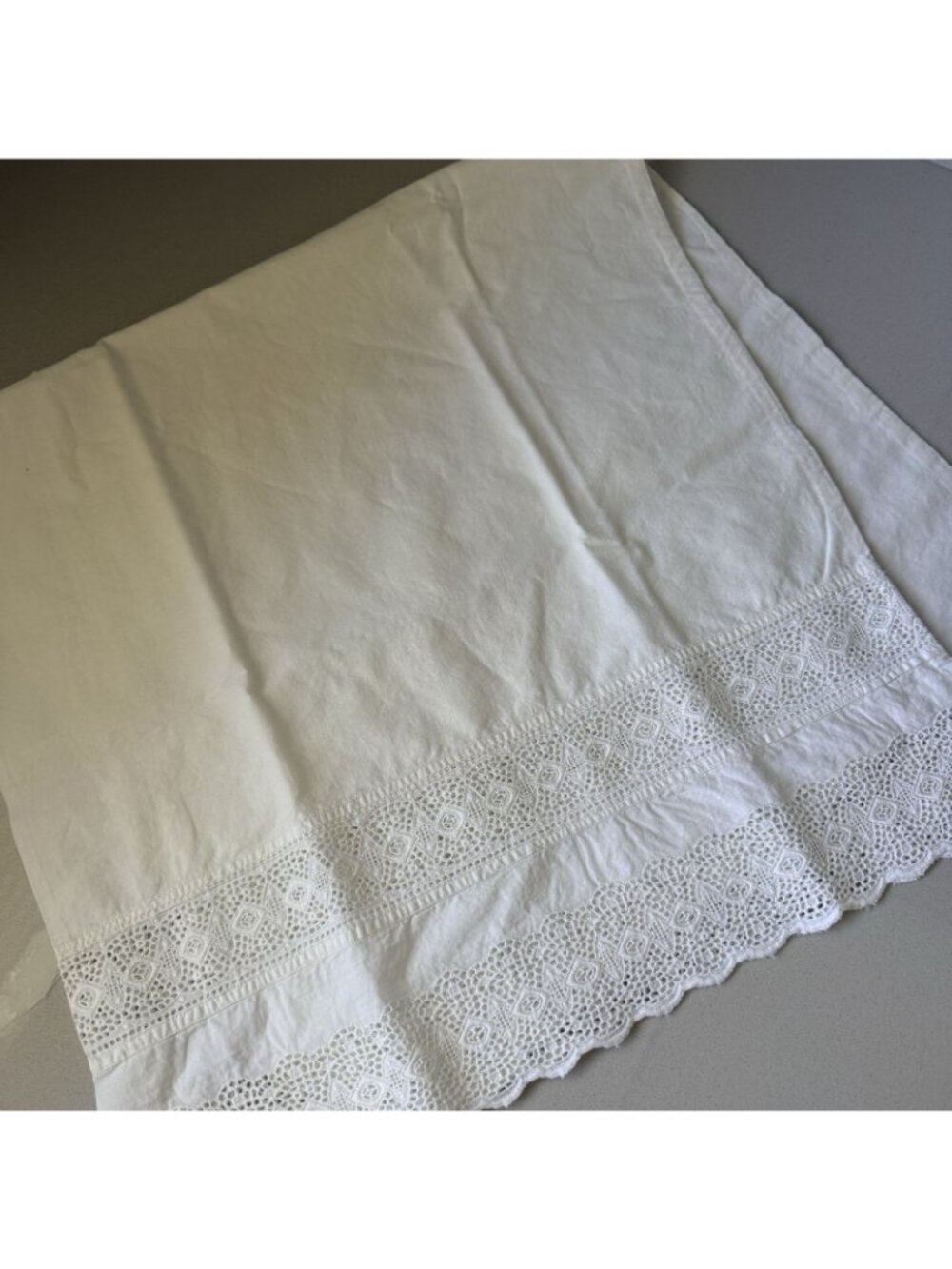 Vintage White 1 King Bedsheet And 2 King Shams Pillowcases Crochet Lace Borders - Picture 12 of 16